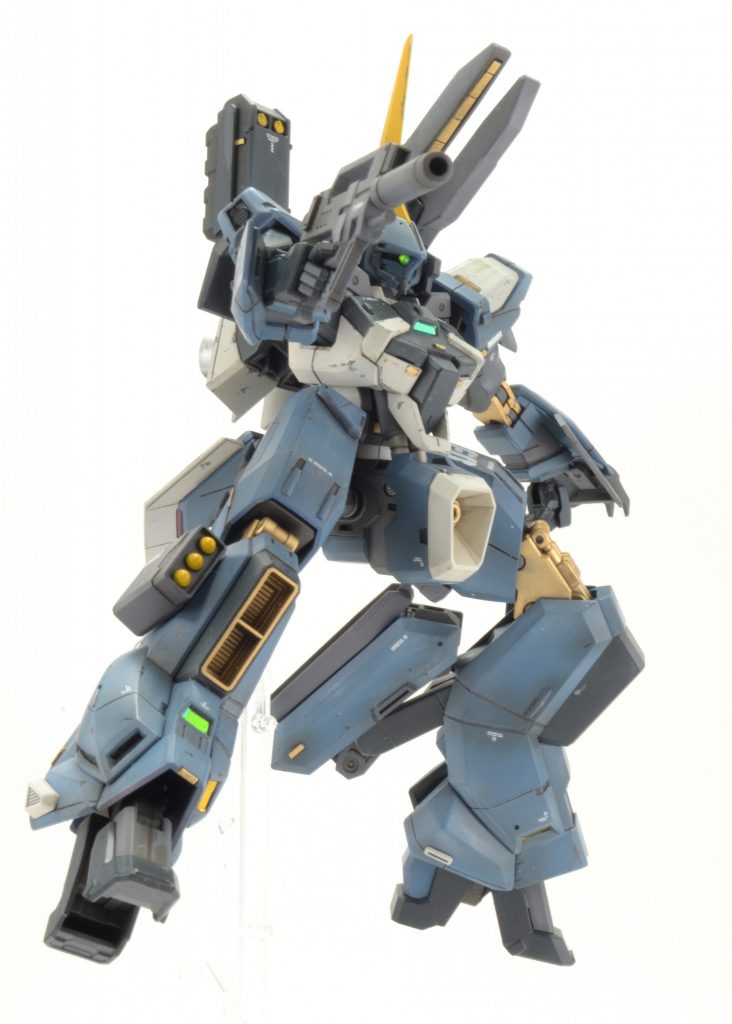 センサー系はHQ PARTSのオーロラミラージュシールを使用。よく光るのでグー。