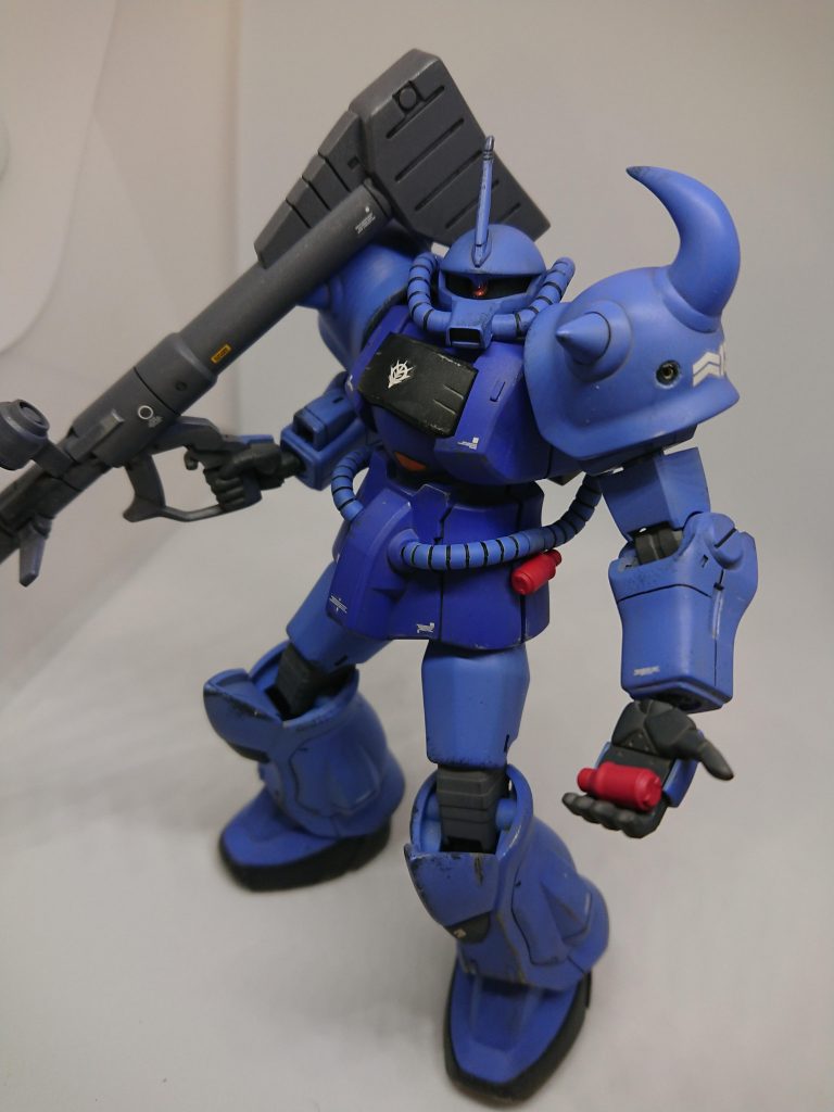 腰のハンドグレネードは磁石接続です。