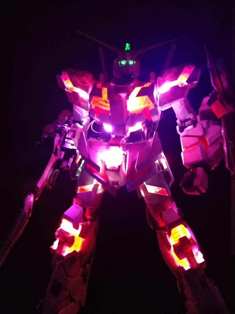 1/48 メガサイズ　ユニコーンガンダム 素人のLED外付け–6枚目/制作者：ASH7045F
