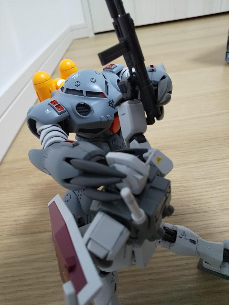 こうやって、こう、の別アングルです。