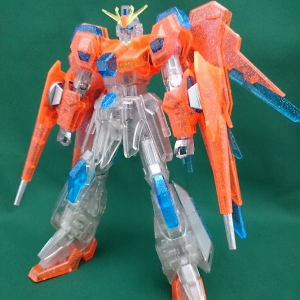HGBF 1/144 スクランブルガンダム 【プラフスキーパーティクルクリア】