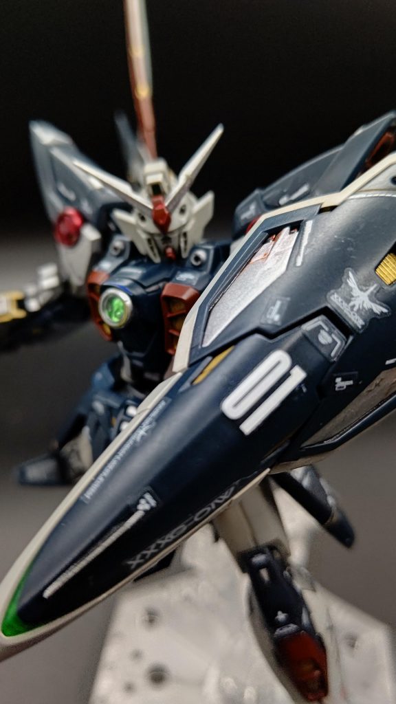 デカールはハイキューパーツさんの物とナンバーを貼りました。後は付属のシールをこれでもかと貼りましたが濃いパーツの物は浮いてますね笑トップコートを厚めに吹いてはみたんですが(^ー^;A