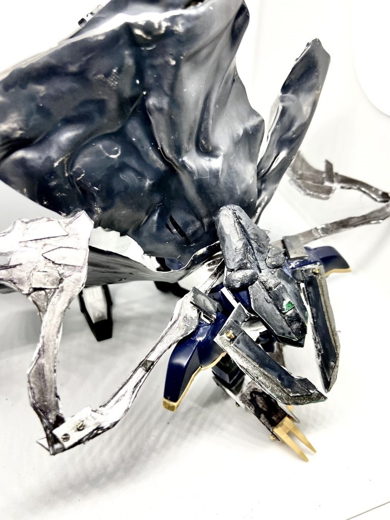 モードフェンリルにもなれるようにしています、詳細な見た目がわからないのでほぼイラスト見ながらやってます。