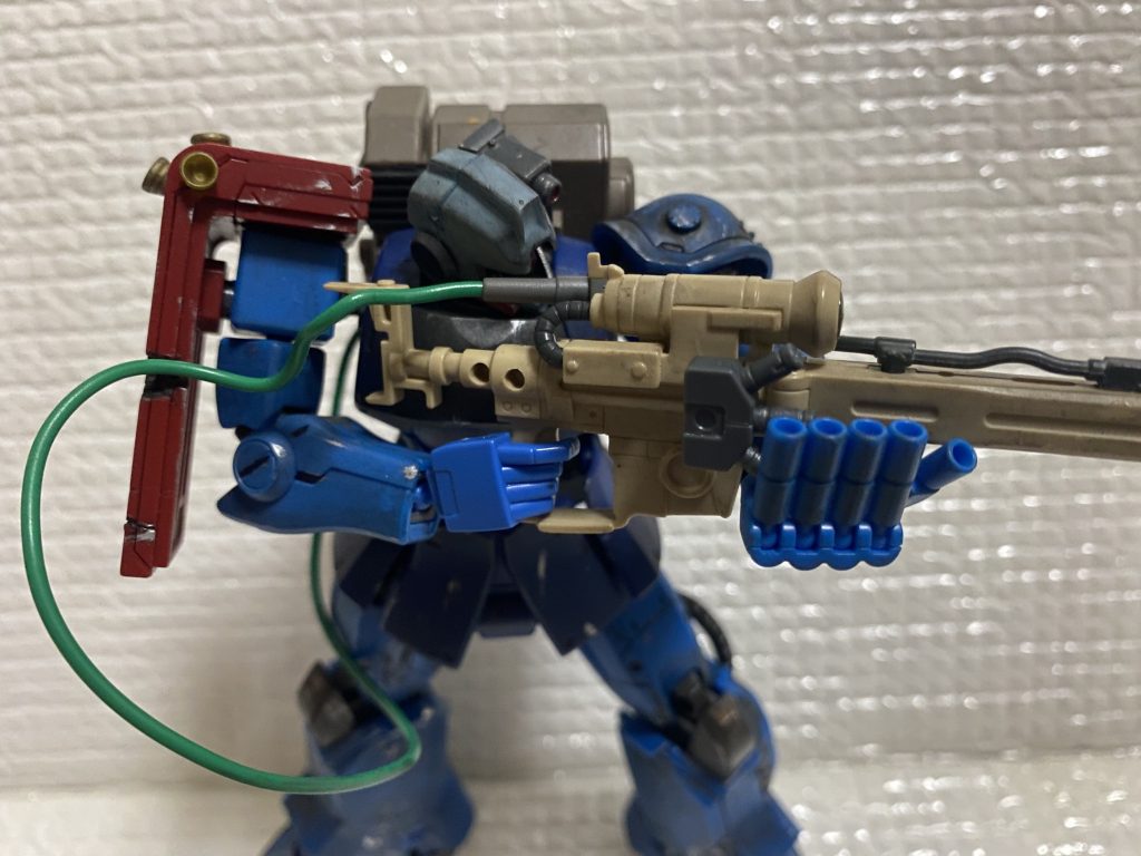 やはりスナイパー機は構えると映えます