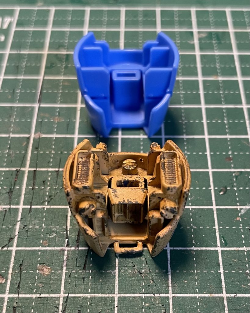 今回1番力を入れたかもしれない肩パーツポン付けディテールパーツばかりですがこの肩装甲だけで15個貼ってますw