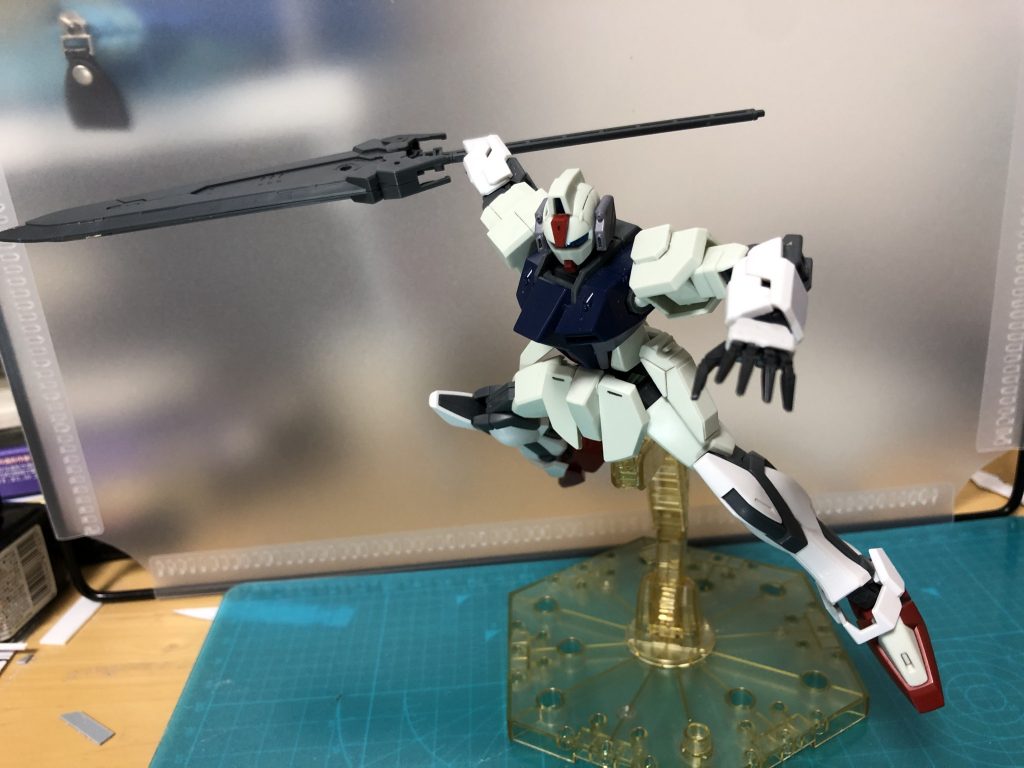 大剣を使ったポージング。