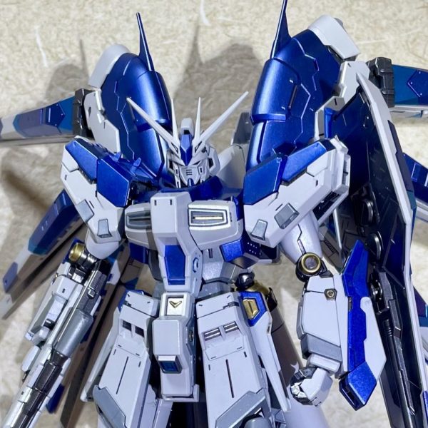 RG Hi-νガンダム