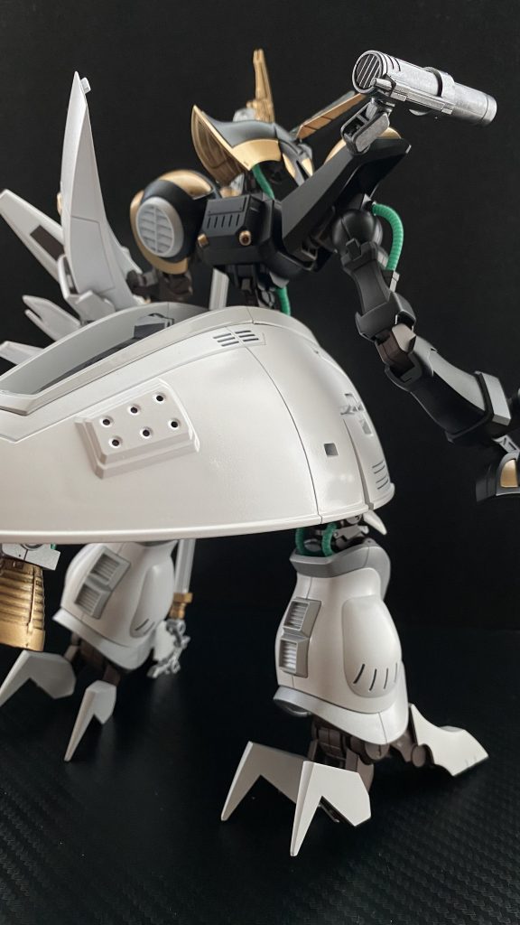 　宇宙世紀の機体イメージで作ったけど、これビルド系だわ。