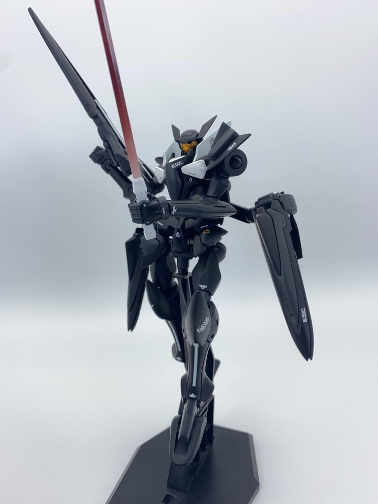 ちょっとナイトっぽいポーズ