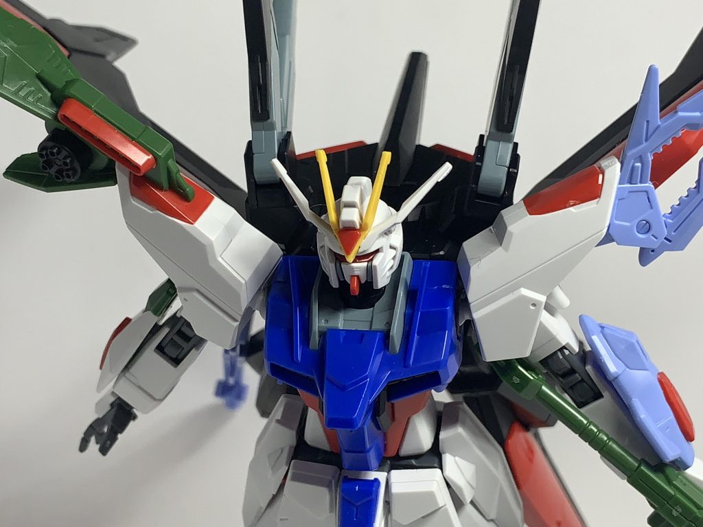 「ミヤマ・サナ、ガンダムパーフェクトストライクフリーダム!いくぞいくぞぉ〜!」