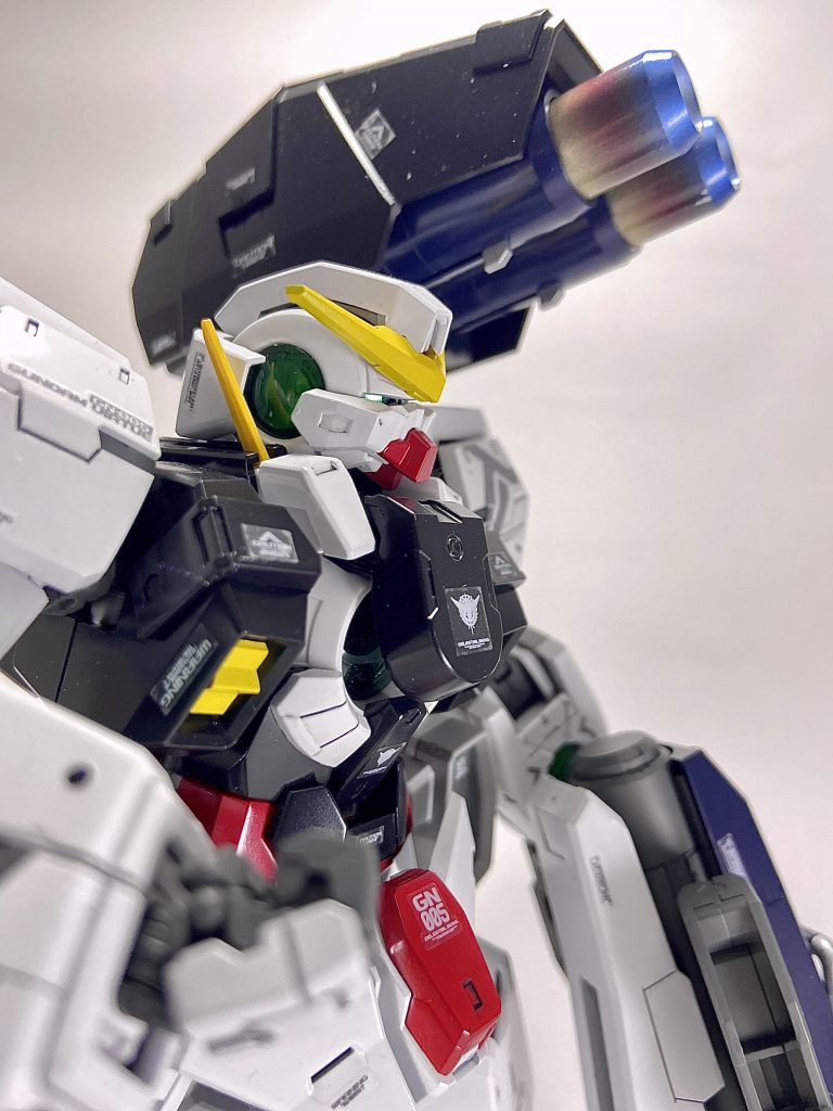 ラストMGはサイズが大きい分撮影が難しいですが、立たせるだけで存在感が出るのでいいですね。ご覧いただきありがとうございました！