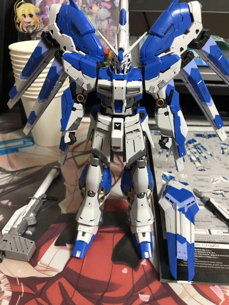 デカールを貼る前です。