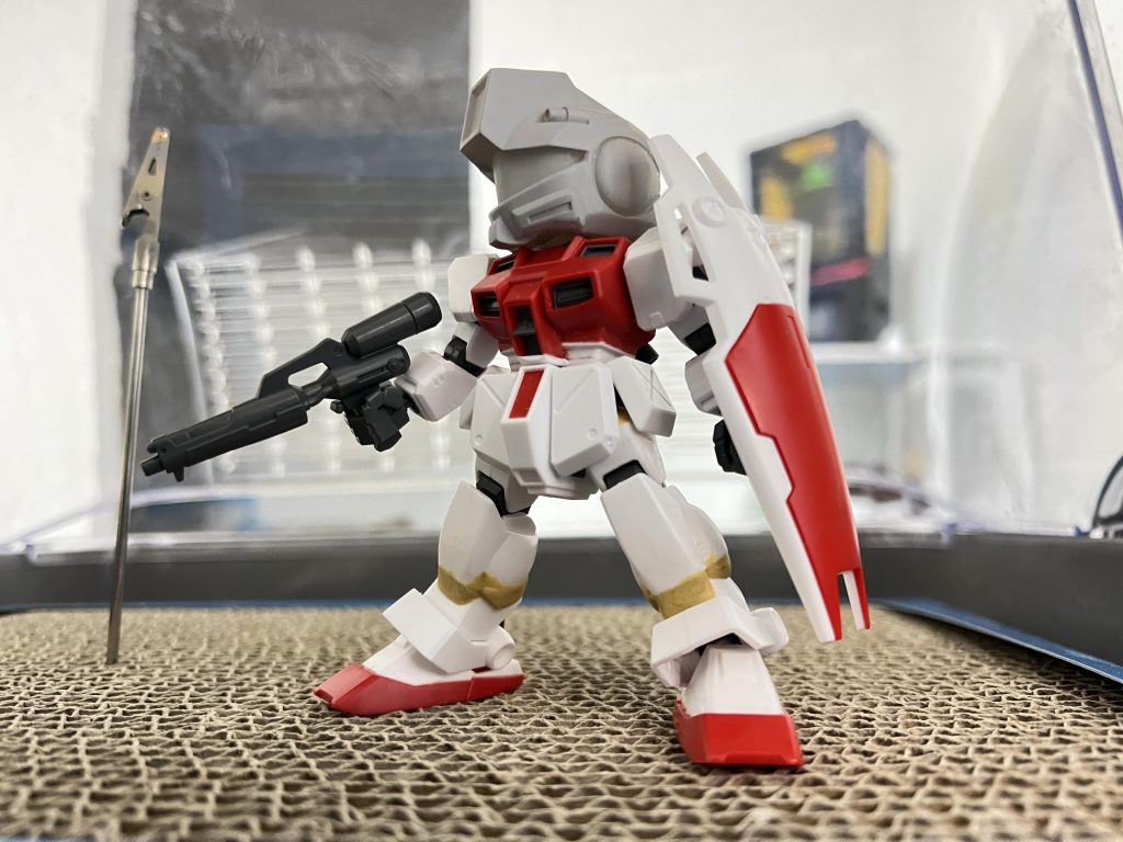 繋げた所にエポパテを付けて違和感を無くします