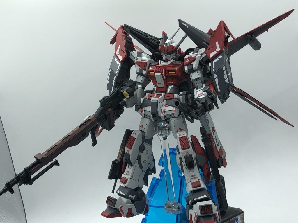 今回の装備類は主にジェミナスの拡張キットを使用しています。他はアンテナ2本増設、腰部分は2mm延長など