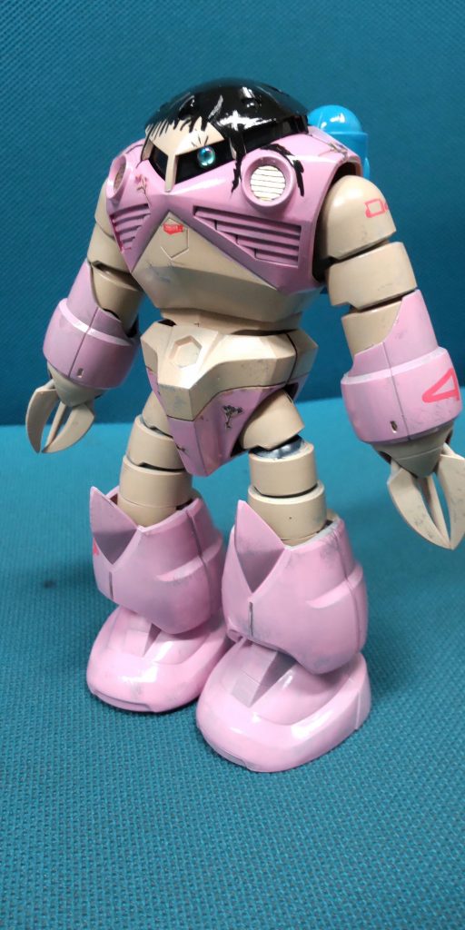 小さなおちょぼ口はデカール、水着の下に口があるという化け物じみた仕様、まさに『ジオン驚異のメカニズム』