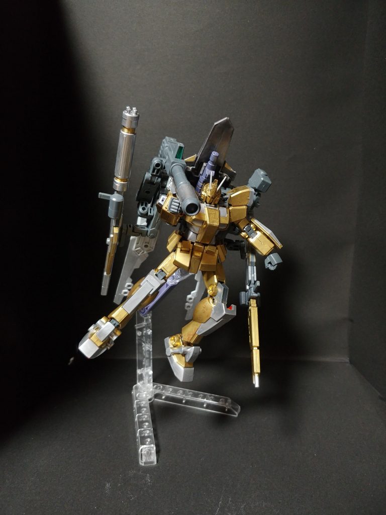 ハイパーバズーカのマウントが一番凝りました