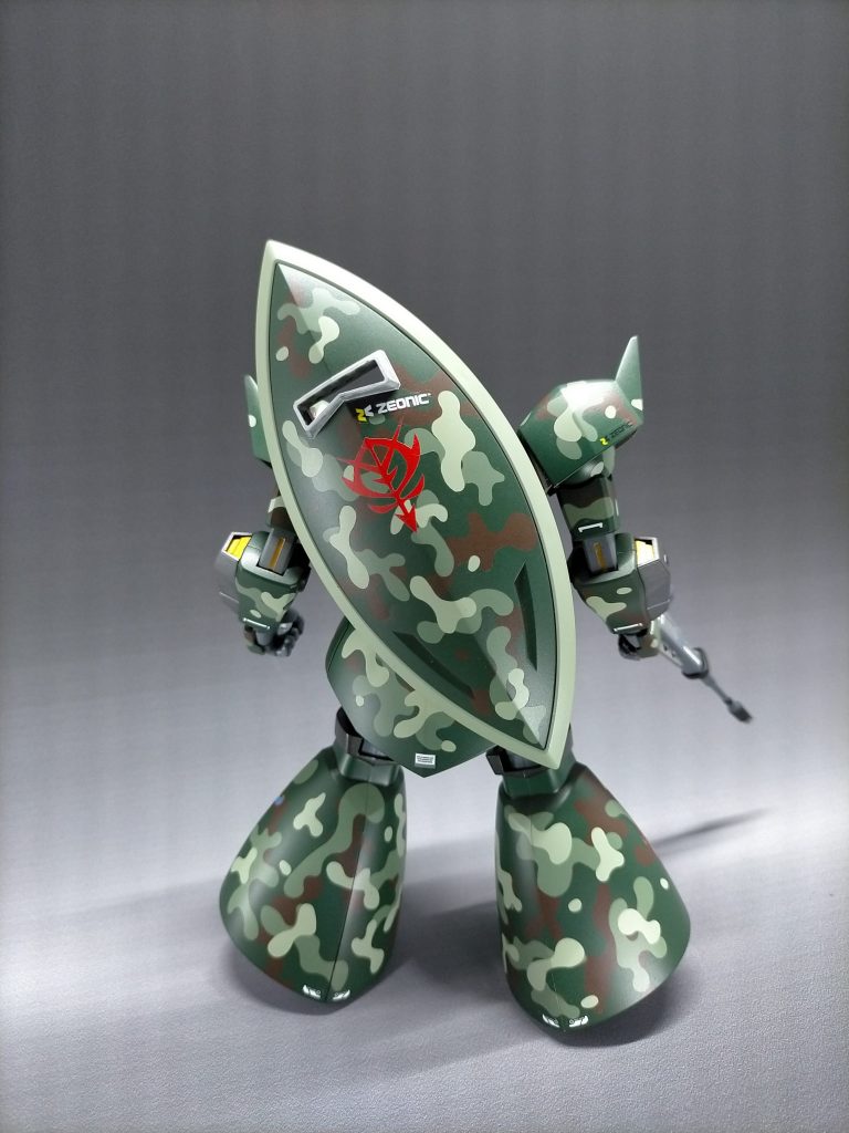 HG　シャアゲルを迷彩カラーに全塗装–3枚目/制作者：craftsMAN