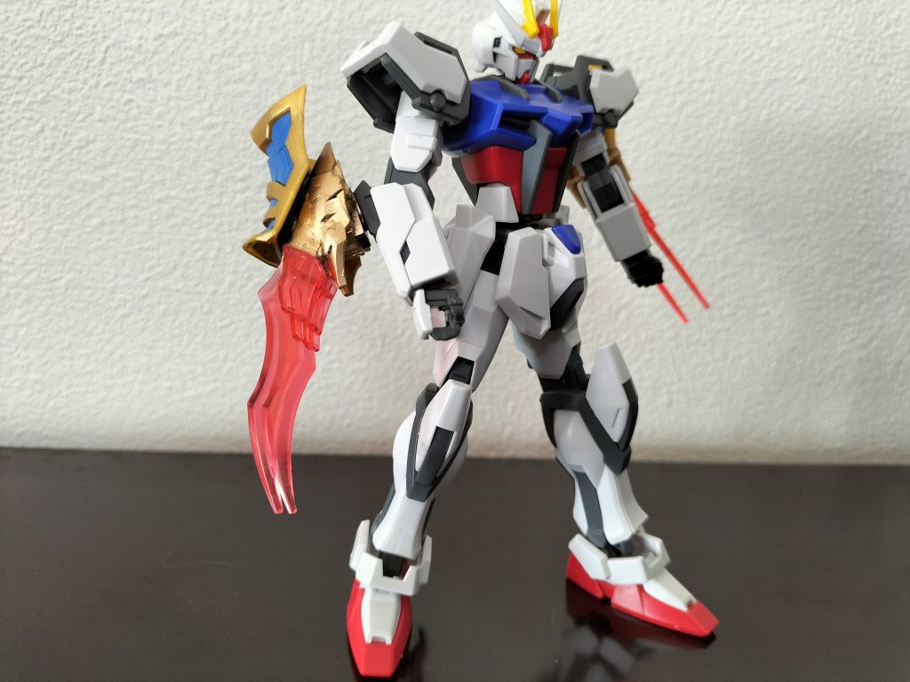 爪はHGにも取り付け可能ちょっと角度が残念‥