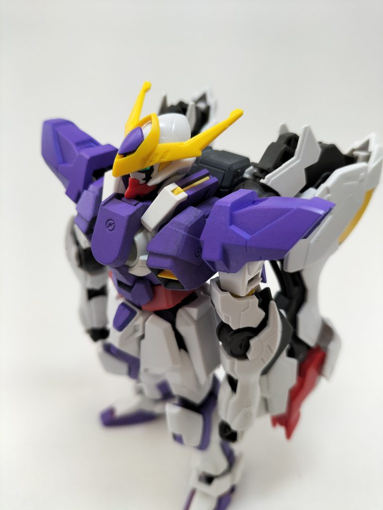 ジャンクパーツを漁り作りました。上半身と下半身のバランスが‥