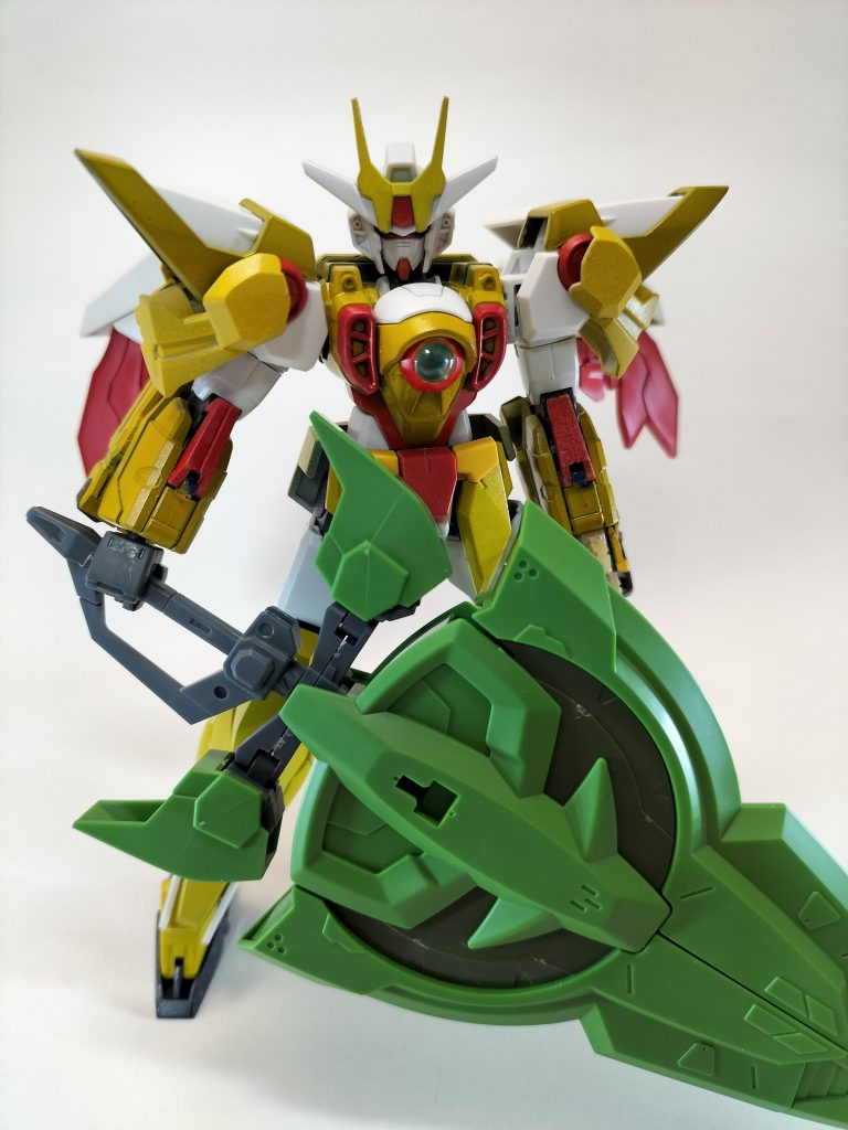 ジオ剣はそのままです。後ろの羽はゼロ丸のパーツだと思います。