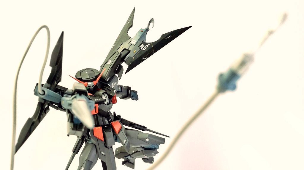 息を潜めていた....