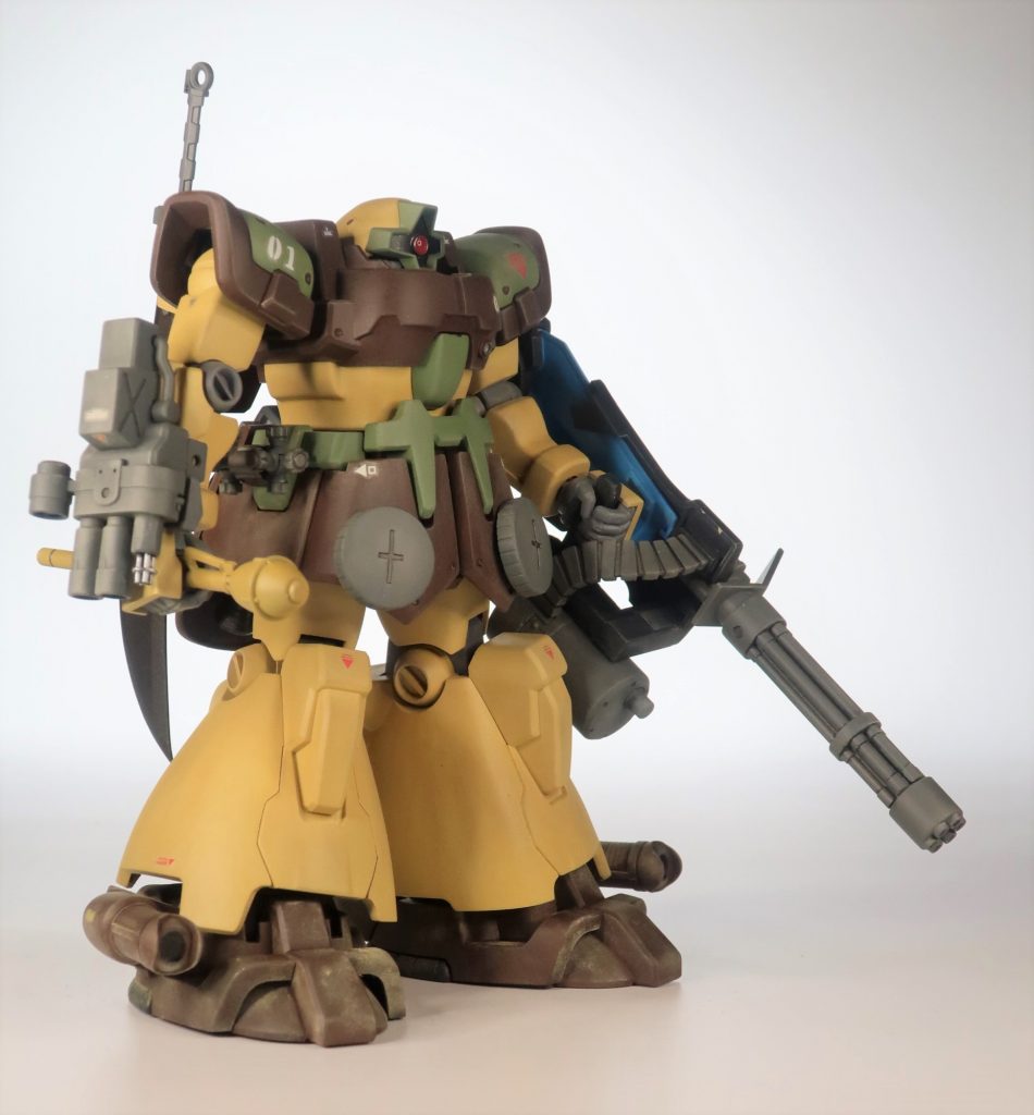 足元を中心に砂汚れを施しています。もっときつくてもよかったかも。