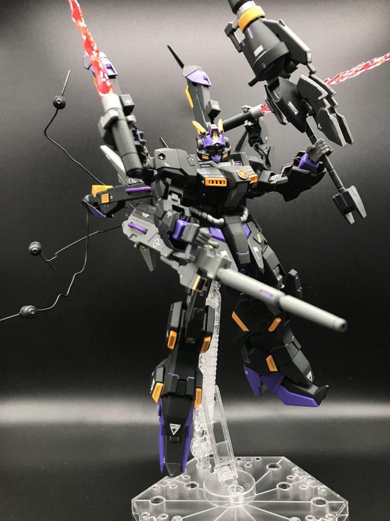 主な塗料・紫 ミスターカラーのパープル・黒 タミヤカラーのNATOブラック・黄 タミヤカラーのキャメルイエロー・灰 ミスターカラーの軍艦色(2)・銀 ガンダムマーカー・金 ガンダムマーカー・メタリックパープル ポスカ・ビーム赤 ミスターカラーのクリアーレッド・ビーム紫 ミスターカラーのクリアーレッドとタミヤカラーのクリヤーブルー・つや消しプレミアムトップコート最後までご覧頂きありがとうございました。