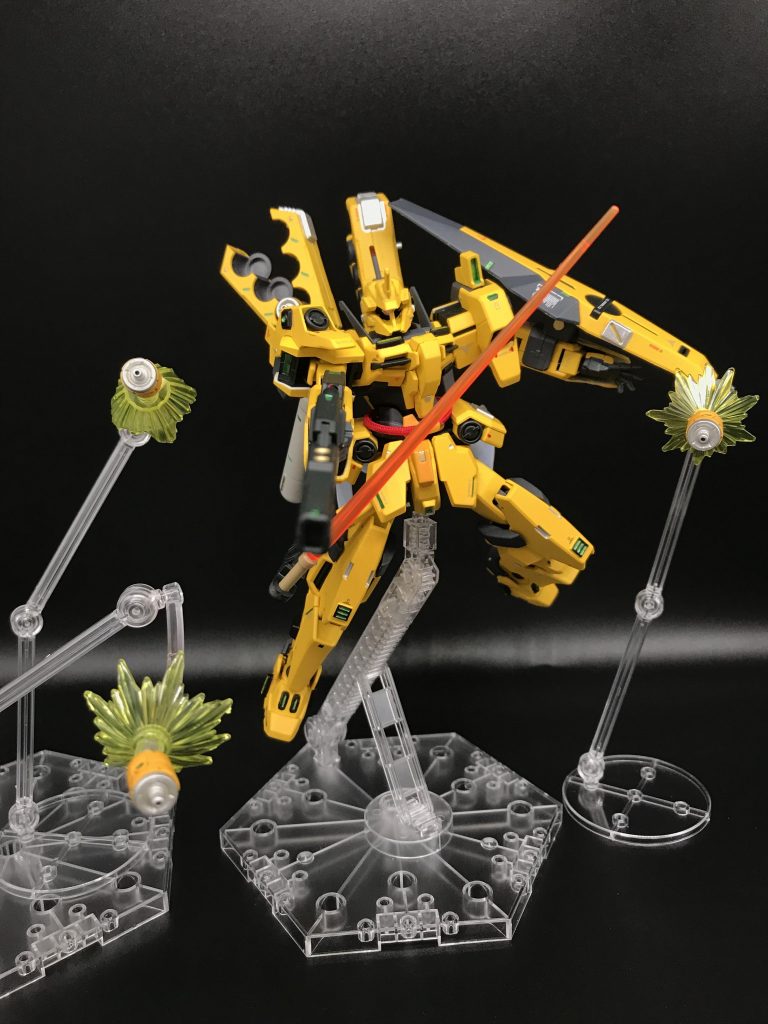 戦地到着。高出力ビームライフルと正確無比なファンネルでの猛攻。