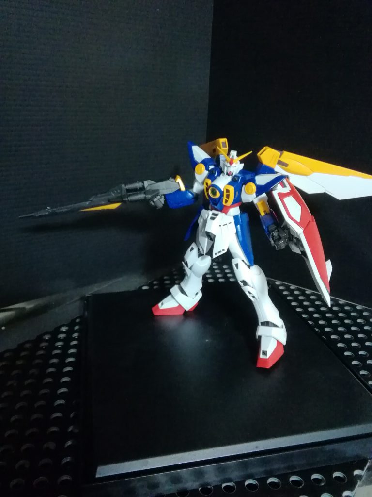 Wガンダム–2枚目/制作者：アッキー