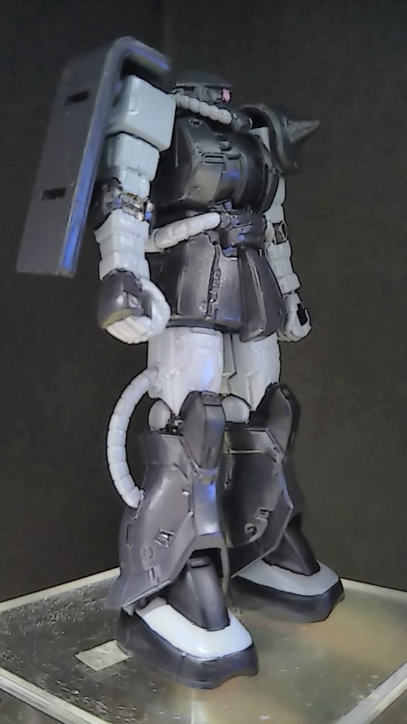 富野節満載の作品でした😅 シド・ミードのモビルスーツも衝撃的でした👍 見れば観るほどハマる作品です😊(個人の見解です。)