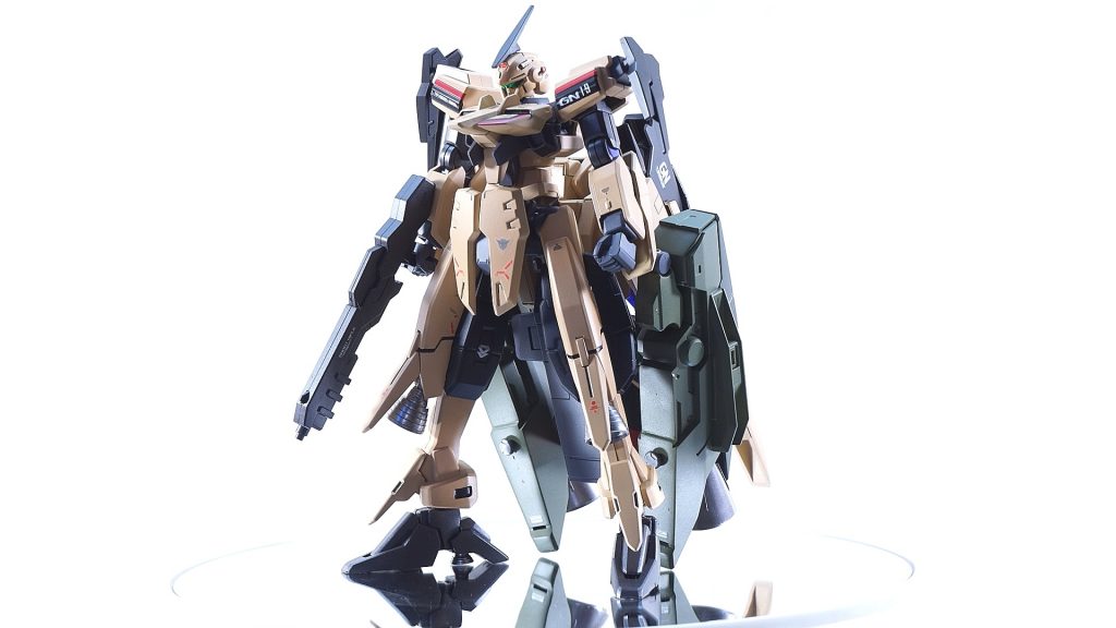 やってしまいました。またマクロスネタ。基本のベースとなるのはザラキエル、というか元キットのハルートですね。それにモンテーロのパーツを足していった感じですね。