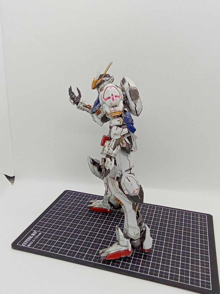 関節を動かす時に【割れるんじゃないか・・】とヒヤヒヤ・・