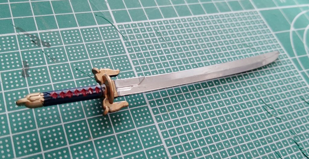 へし切長谷部は初めてガンダムマーカーのメッキシルバーを使ってみました