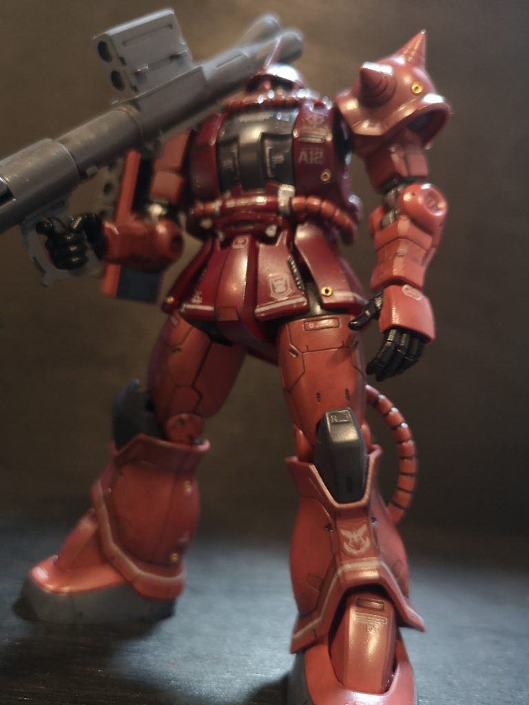 HGUC シャア専用ザク–2枚目/制作者：謎の大鈴木