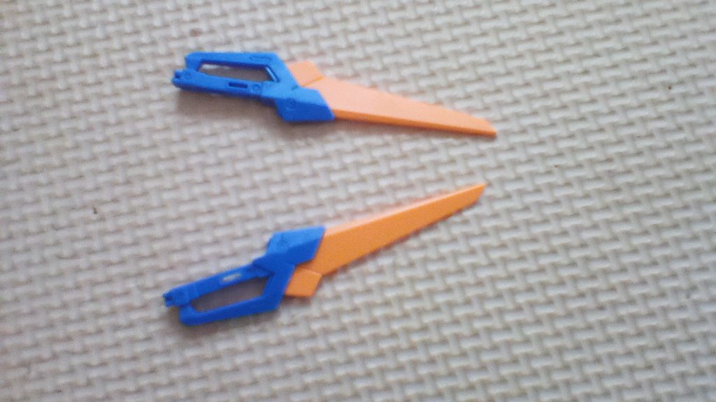 アストレイブルーフレームD–2枚目/制作者：ランディの息子