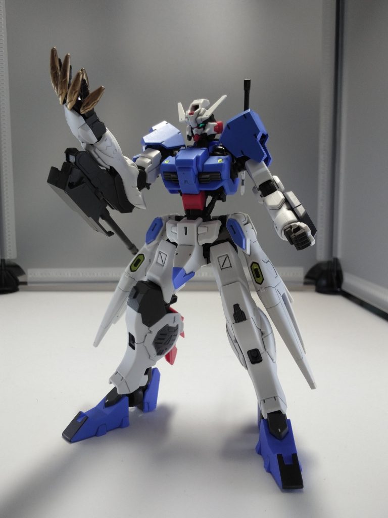 　両肩はグレイズ、左腕はバルバトス第一形態、右腕はバルバトスルプス、手首はルプスレクスを使っています。