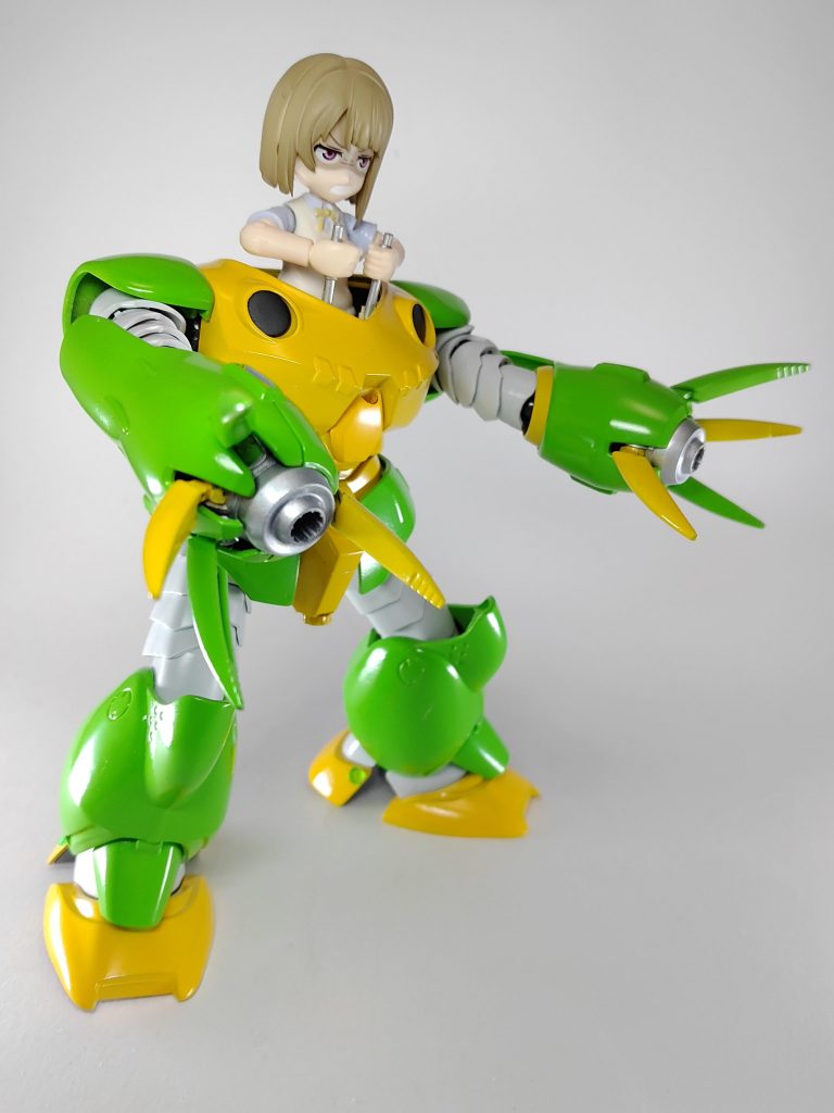 ファイヤー!しず子に向かって砲撃!!