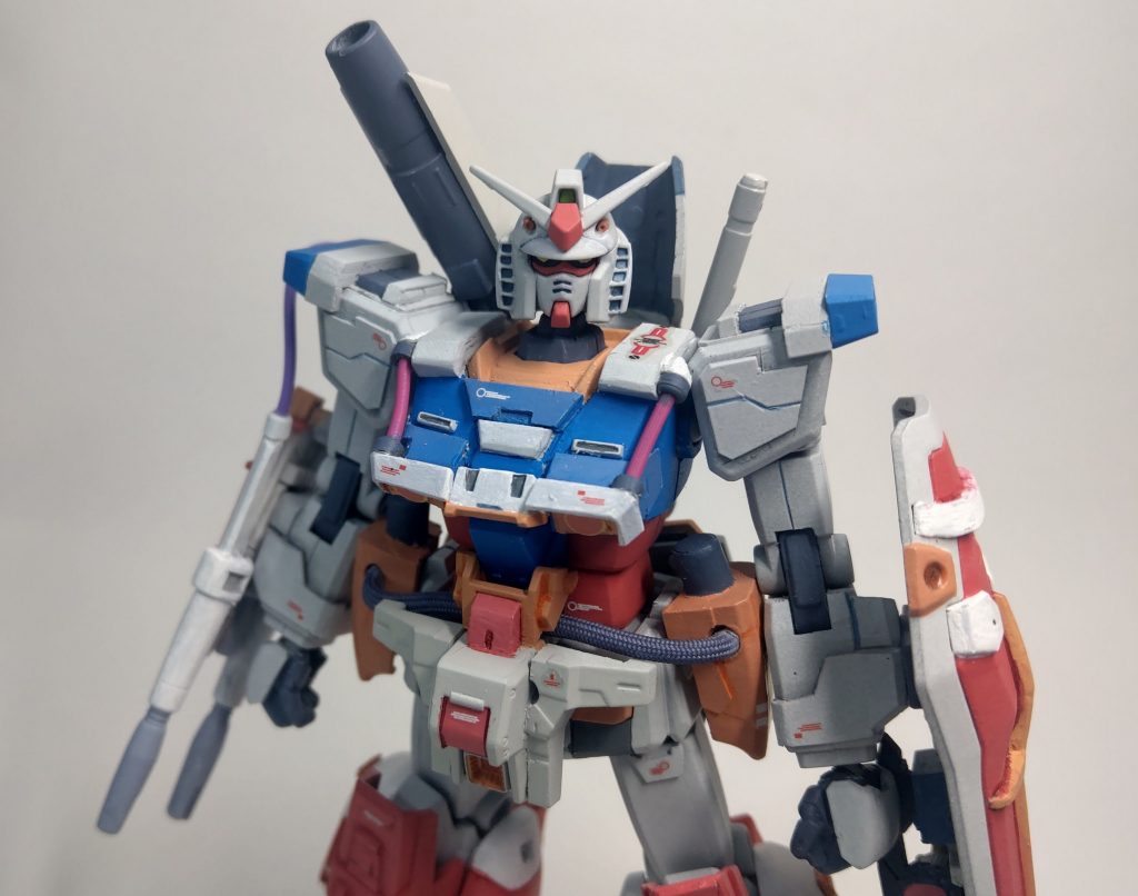 腰のサイドアーマーはRX- 78の太ももフンドシ部分は、ヘイズルの余りパーツかな( ﾟAﾟ )