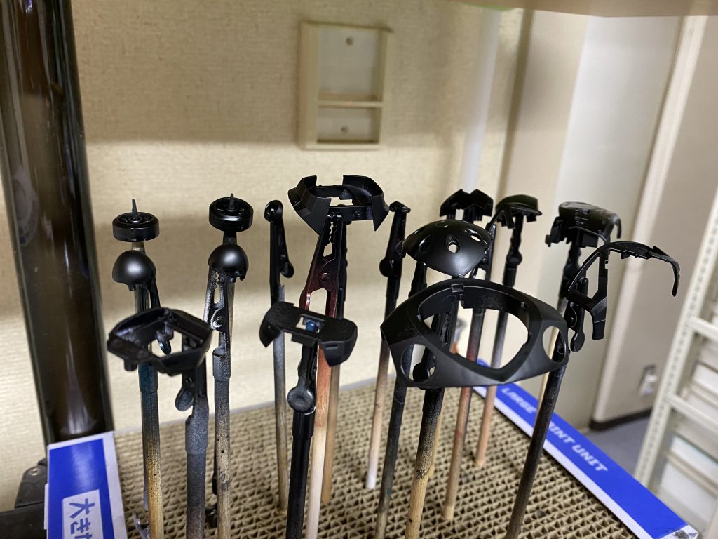 黒サフにしました。