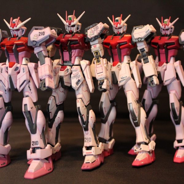 同スケール(1/144)の比較(ストライクルージュ)