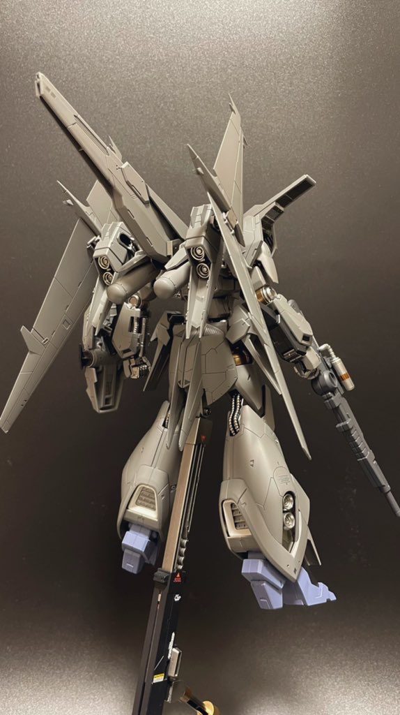 ガンダムリンドヴルム–5枚目/制作者：ジュン