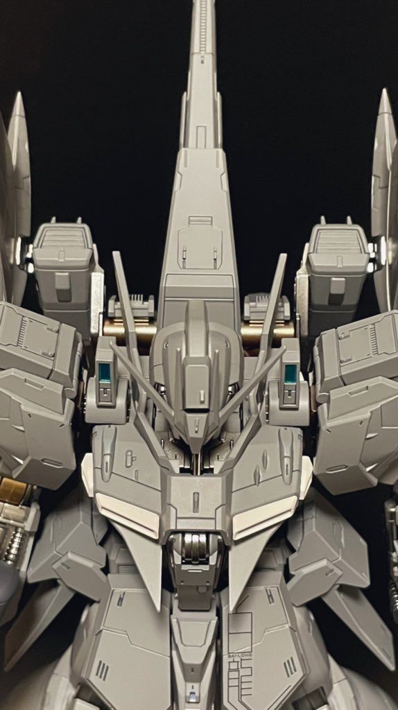 ガンダムリンドヴルム–2枚目/制作者：ジュン