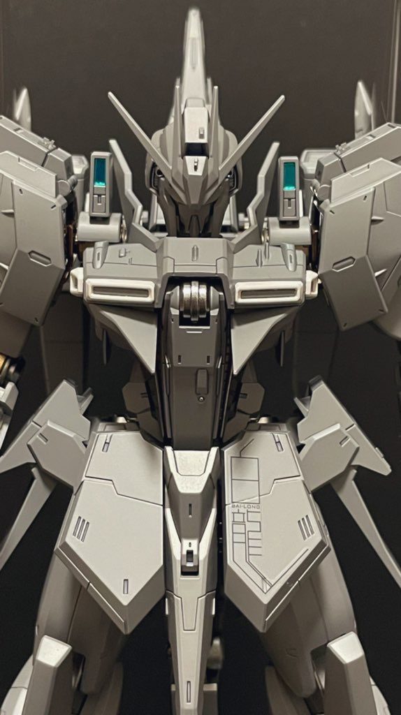 ガンダムリンドヴルム–3枚目/制作者：ジュン