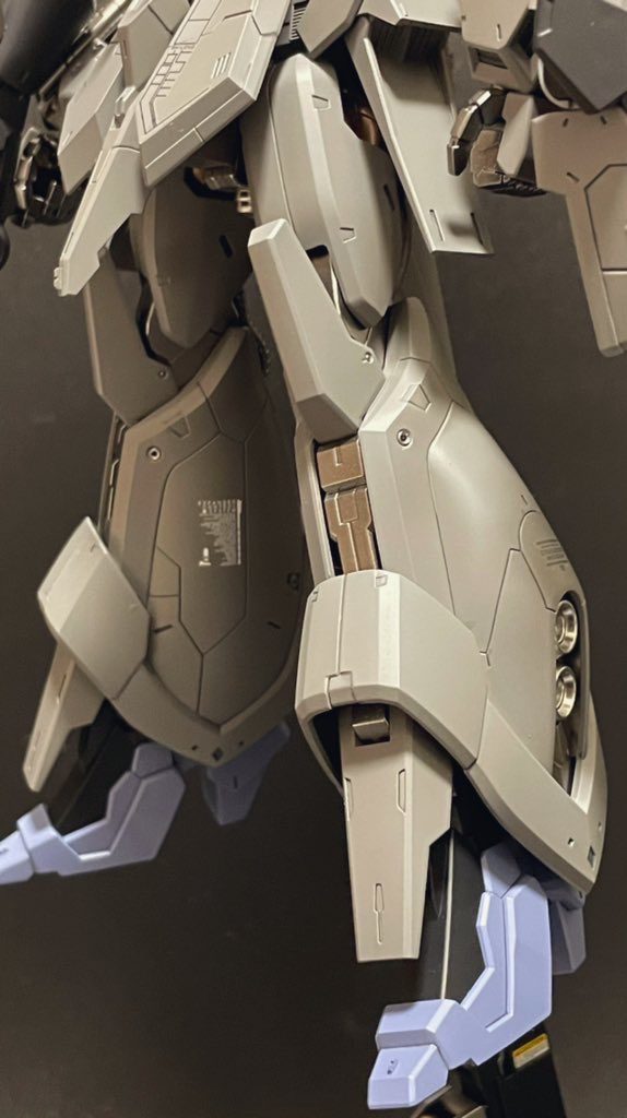 ガンダムリンドヴルム–4枚目/制作者：ジュン