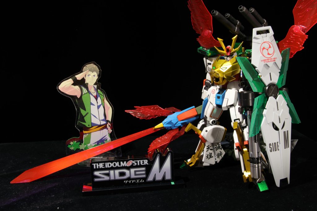 担当の「信玄誠司」と。一応FRAME三人で乗り込むという設定にはしています。あといわゆるスーパー戦隊のマシマシすぎてもう動けないというあのイメージなので、動けません（）