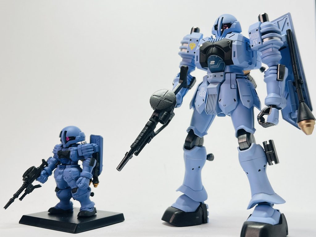 オマケMSコンバージシリーズのヅダと一緒に。今回のメインカラーはガイアノーツのダンバインカラー オーラパープル1を使用しました。関節等にはスターブライトアイアン、その他黒色は安定の黒鉄色です。閲覧ありがとうございました。