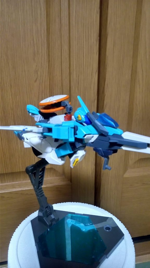 飛行形態にもなるのですが、名前はないので募集します。