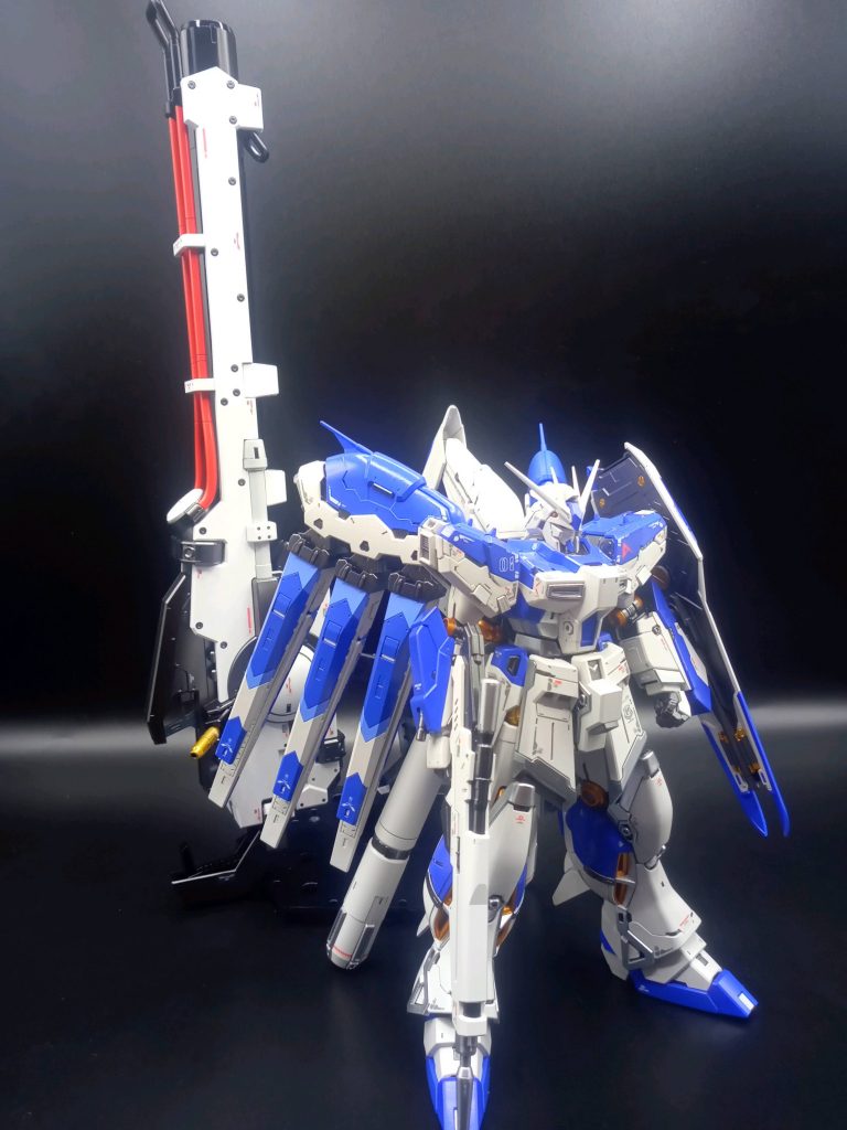 デカいですね、ラー・カイラム砲ww