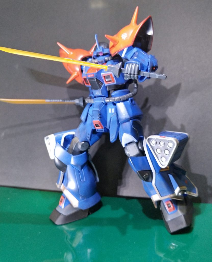 二刀流てのが尖っている。飛び道具がミサイルだけってのもいっちゃてる。