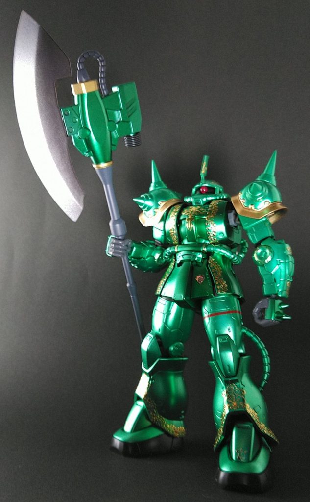 ミネバらと脱出後、ネオジオン時代までアイコンとして温存されていた。故に細部は現役当時と異なります。